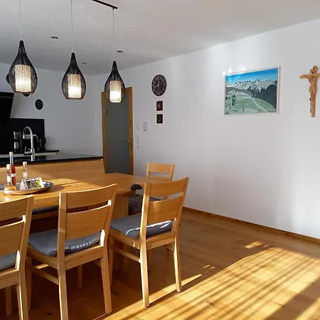 For Allergy Sufferers Near The Waterfall * 크리믈