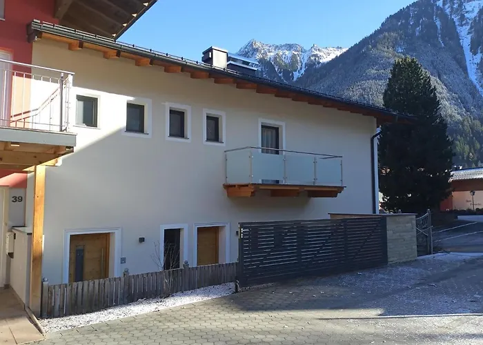 For Allergy Sufferers Near The Waterfall Casa vacanze *